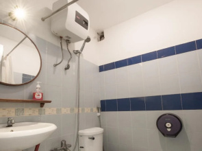 Mojzo Dorm - Hostel