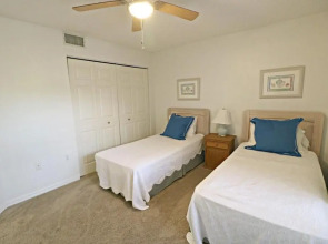 Ocean Village Club F22