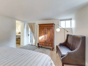 2 Mi to Downtown Denver: Stylish Gem w/ Fireplace!