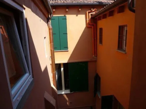 Aurelio's Apartments