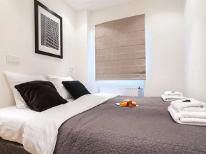 Vondelpark Apartment Suites