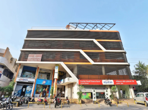 OYO 13420 Hotel Adendip Inn