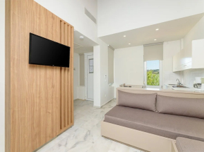 Kostakis Beach Hotel