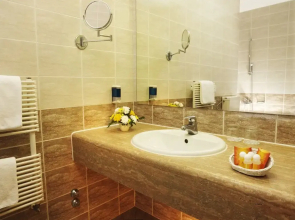 Hotel Neptun – Lifeclass Hotels & Spa, Portorož
