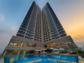 Melia Vinpearl Danang Riverfront
