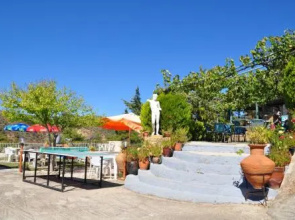 Sunset Apartments & Studios