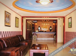 Zhongdu Jixiang Sanbao Yingpan Hotel