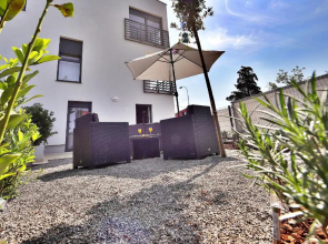 Studio Apartment Ada 2