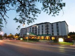 Courtyard by Marriott Bloomington