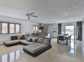 Luxury Villa With Pool in Jan Thiel
