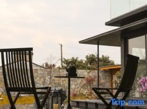 Suzhou Banshan Liyuan Hot Spring Resort Homestay (Taihu Xishan Scenic Area)