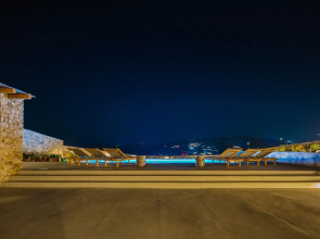 Amarelo Suites
