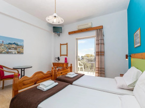 Alexandros Suites & Apartments