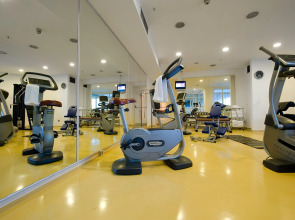 Holiday Inn Naples by IHG