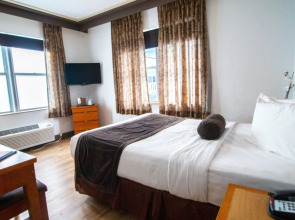 Majestic Hotel South Beach