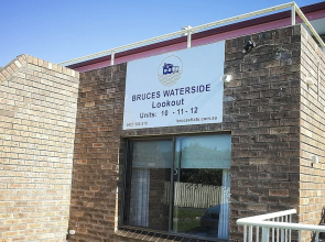 Bruces Waterside Units
