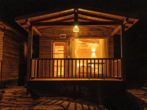 Goat Bungalow and Camping