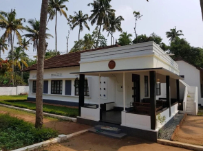 Piggy Hostel Varkala (formerly Short Giraffe)