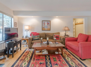 Horizon Four 141 - 2 Br Condo