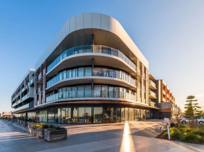 Apartment 221 Marina Quays