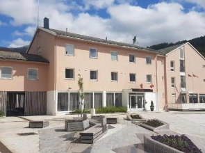 Glomfjord Hotel