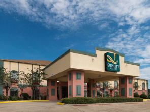 Quality Suites Temple I-35