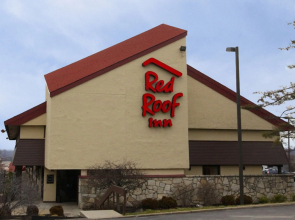 Red Roof Inn PLUS+ Pittsburgh South - Airport