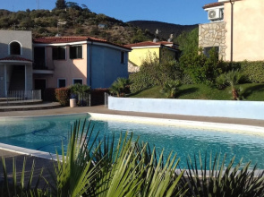 Sardinia Hillside Retreat - Apt 13 - 2BR, quiet area, parking