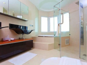 Ocean Fringe Apartment A