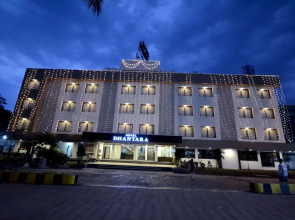 Hotel Dhantara