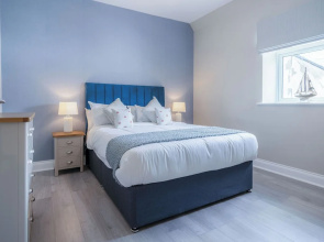 Beach Haven Hideout - 2 Bedroom - Milford Haven