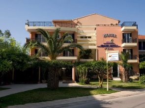 Hotel Grand Nefeli