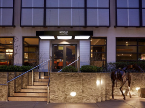 Hutton Hotel