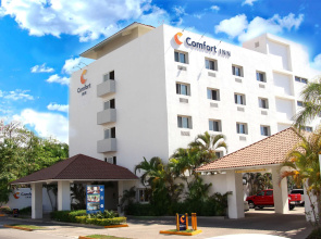 Comfort Inn Puerto Vallarta Golfside & Marina