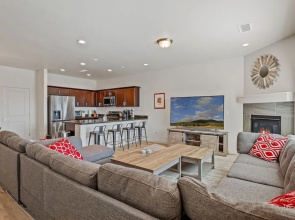 Bliss Flagstaff 49 3 Bedroom Townhouse by RedAwning