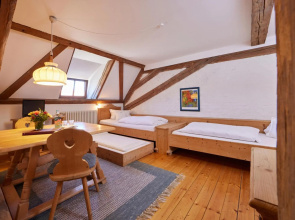 Zentrum für Umwelt und Kultur - Gästehaus und Jugendbildungseinrichtung im Maierhof