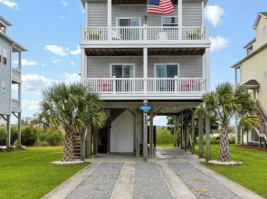 Palm Beach North by Topsail Realty