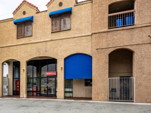 Motel 6 Gardena, CA - South