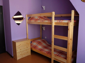 Kryshi Mira hostel