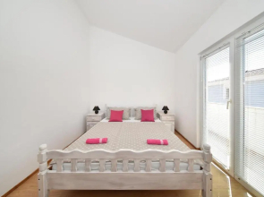 Apartments Krepo