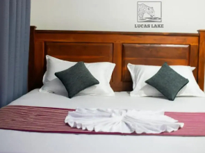 Lucas Lake Hotel