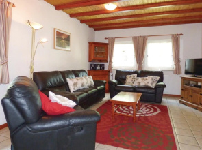 Beautiful Home in Thalfang With 4 Bedrooms and Wifi