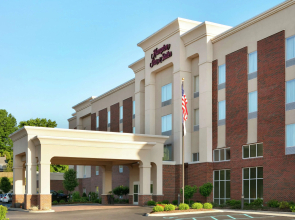Hampton Inn & Suites Parkersburg Downtown
