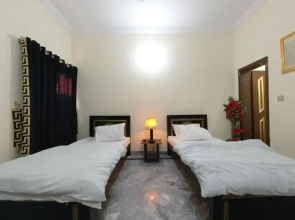 Room-room 6 Serene Retreat in Rawalpindi