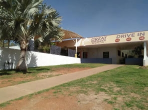 Overlander Hotel