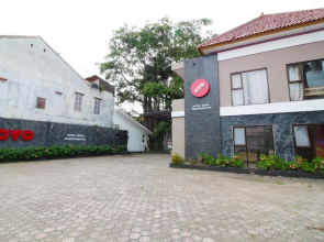 OYO 370 Hotel Sofia Pangandaran
