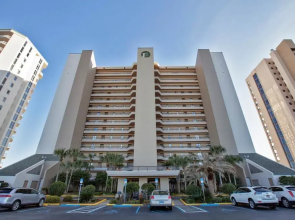 Emerald Towers by Southern Vacation Rentals