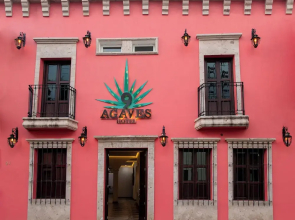 Nueve Agaves Hotel