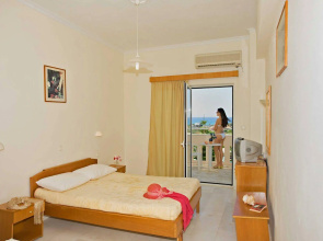 Eleftheria Hotel