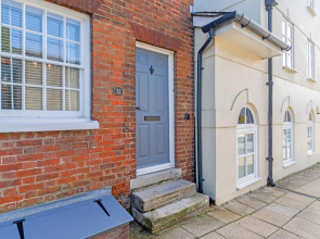 No. 32 Upper High Street WestgateCottage